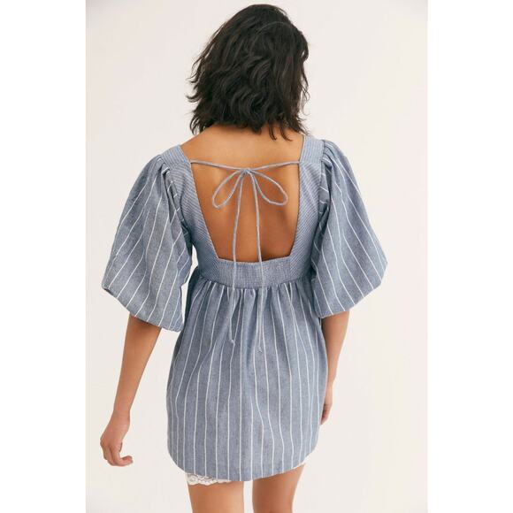 New Free People Striped Gigi Tunic $108 Size Small Blue Smocked - Picture 4 of 4